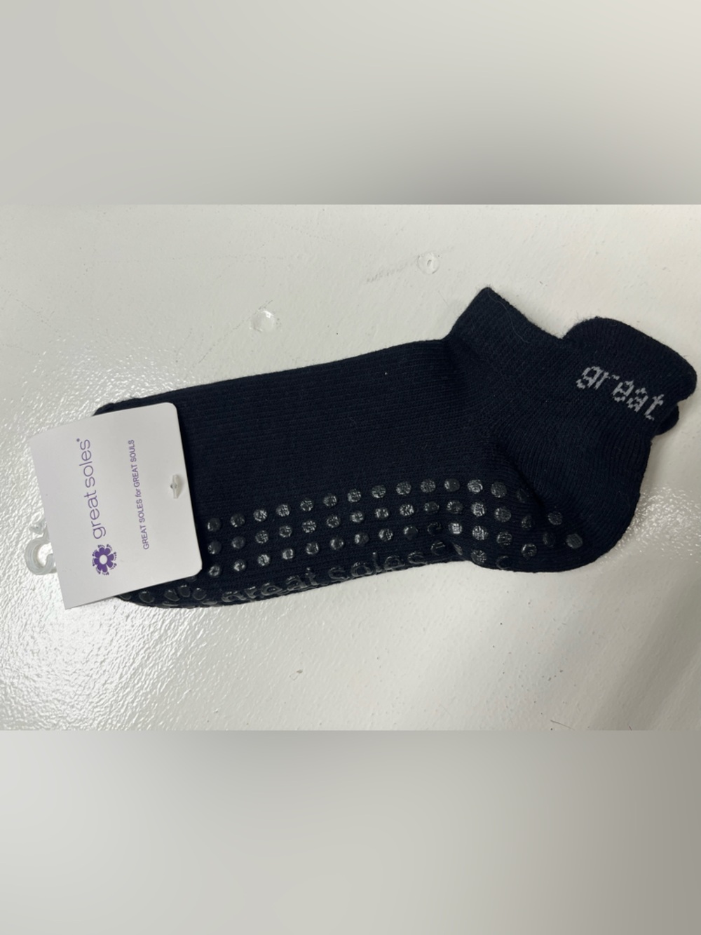 Great Soles Women’s Black Grip Socks, US 9-12